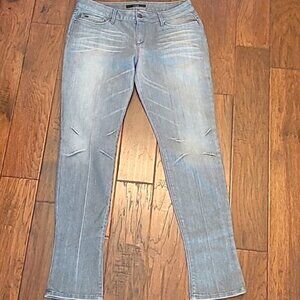 Joe's jeans "Chelsea" fit size 32